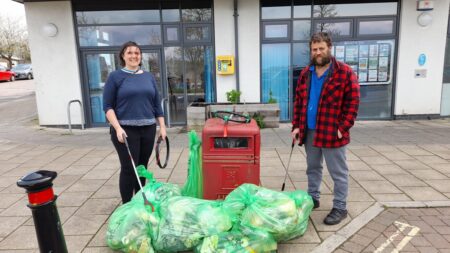 Monday Motivation  –  Community Litter Pick Earth Day