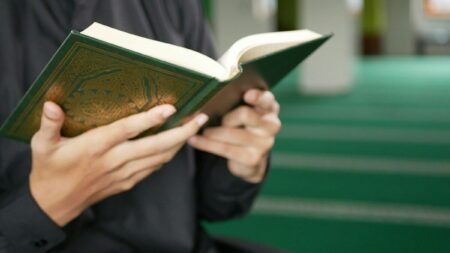 Shahporan Islamic Centre – Men’s Friday Prayer Group